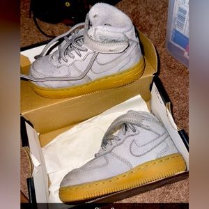 Toddler Nike shoes size 8